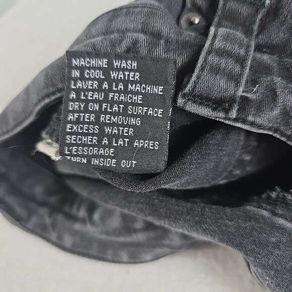 TRIPP NYC Womens Black Capri Cropped Pants 12 Stretch Skull Detail Grunge Goth - Picture 10 of 14